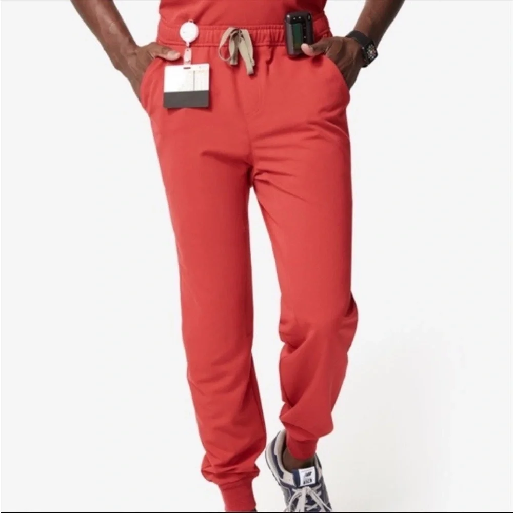 Men’s Figs Tansen Jogger Scrub Pants in Clay | Size M Tall